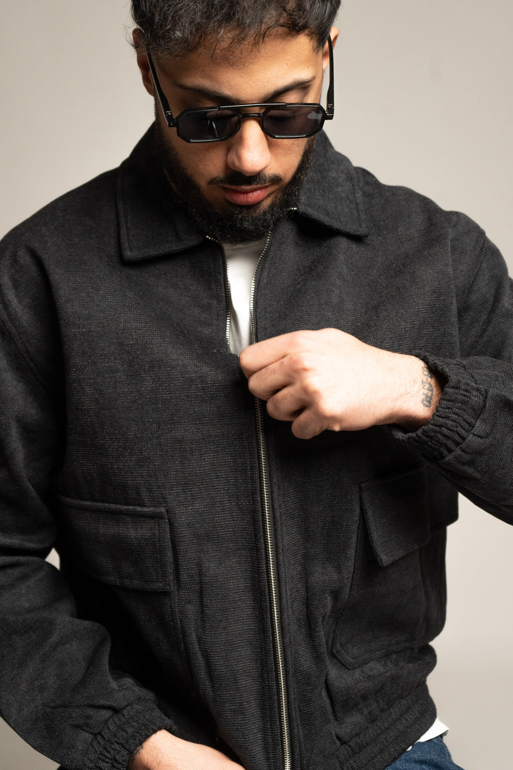 Giacca Nera con Zip | IMPERSONAL
