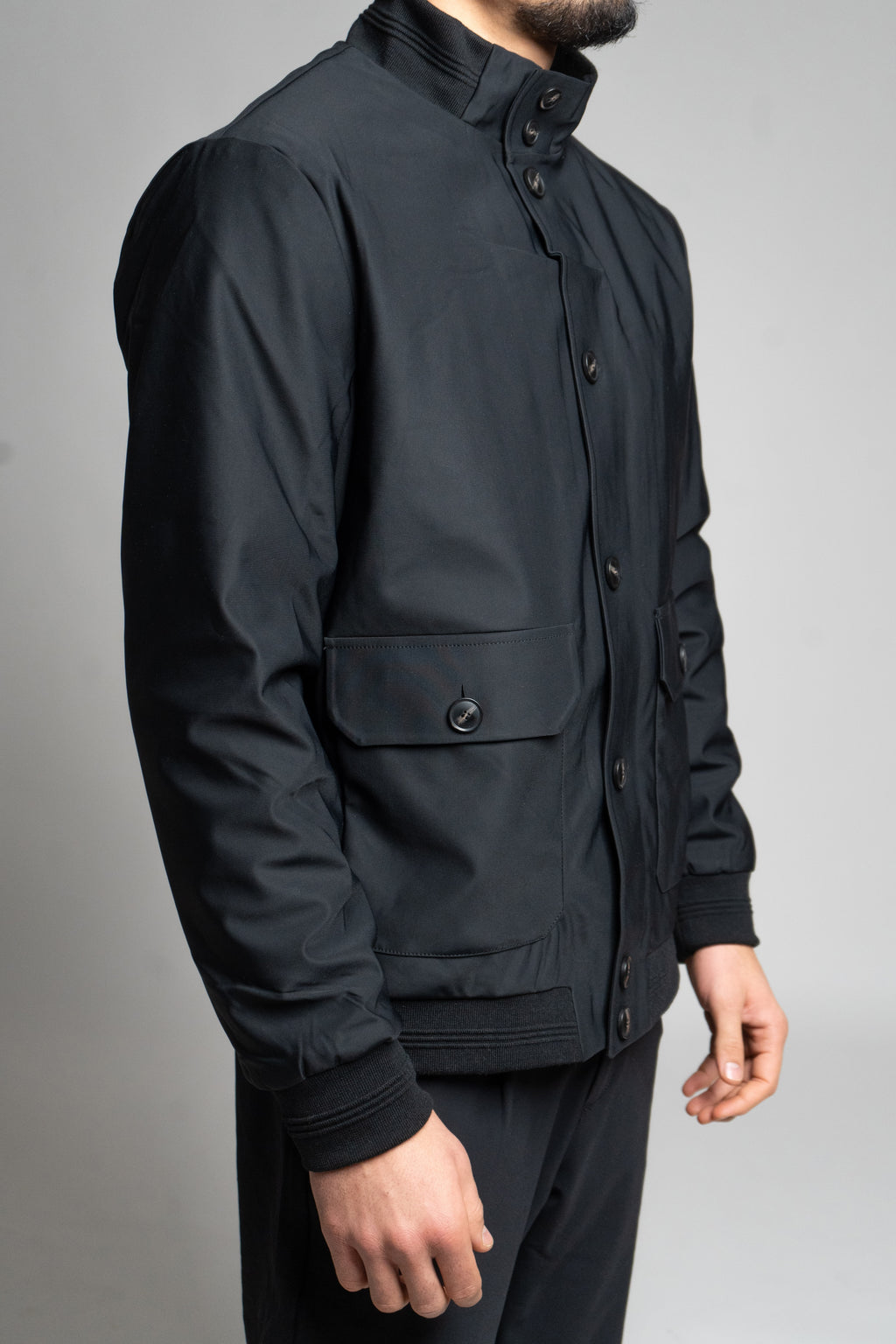 Giacca Casual Nera con Bottoni – IMPERSONAL